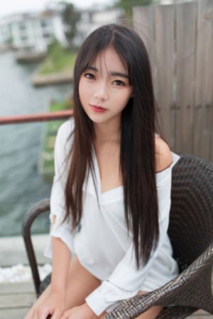 交换:年轻夫妇_720免费在线播放